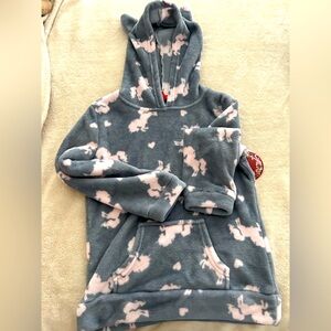 Unicorn silhouette hoodie in plush fabric.